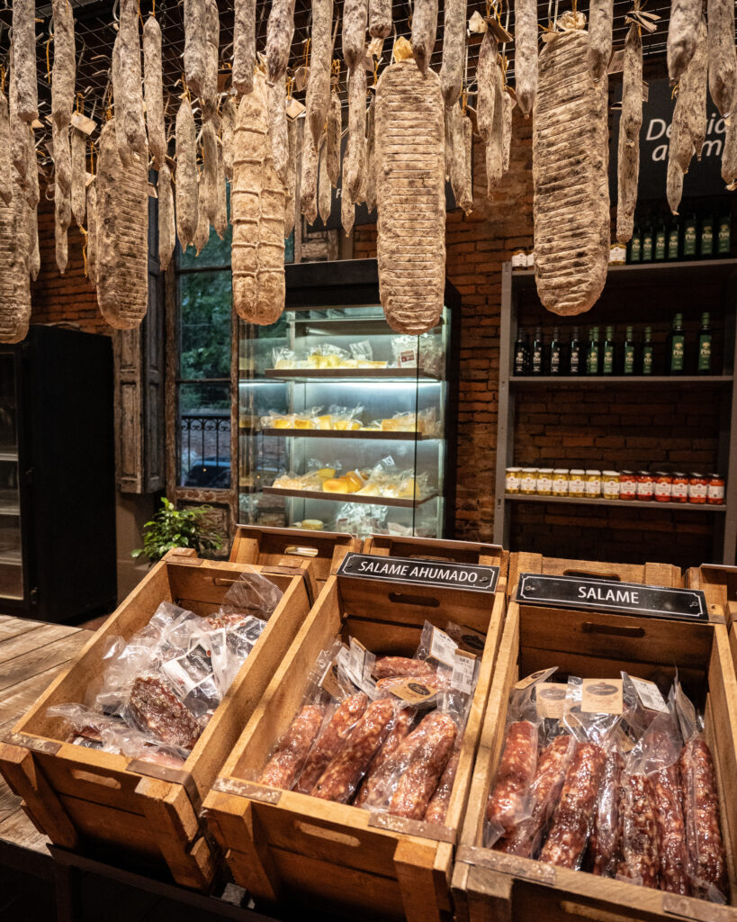 Cerdo Rojo Charcuterie